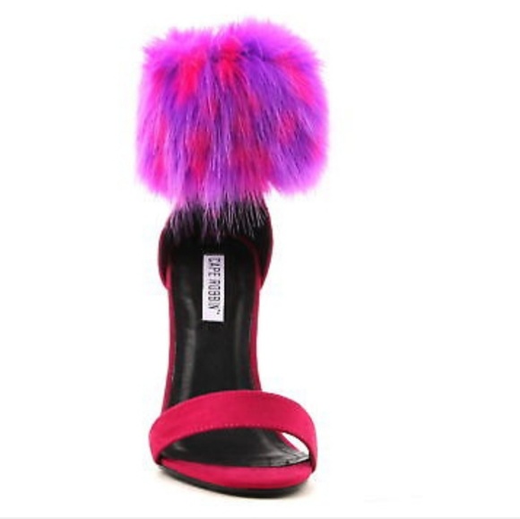 Ankle fur trimmed heel - Picture 4 of 8